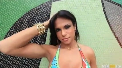 Gabriela Martins likes nothing less than a stretched asshole