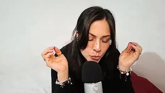 ASMR Поцелуй, я откусываю и ласкаю твои уши