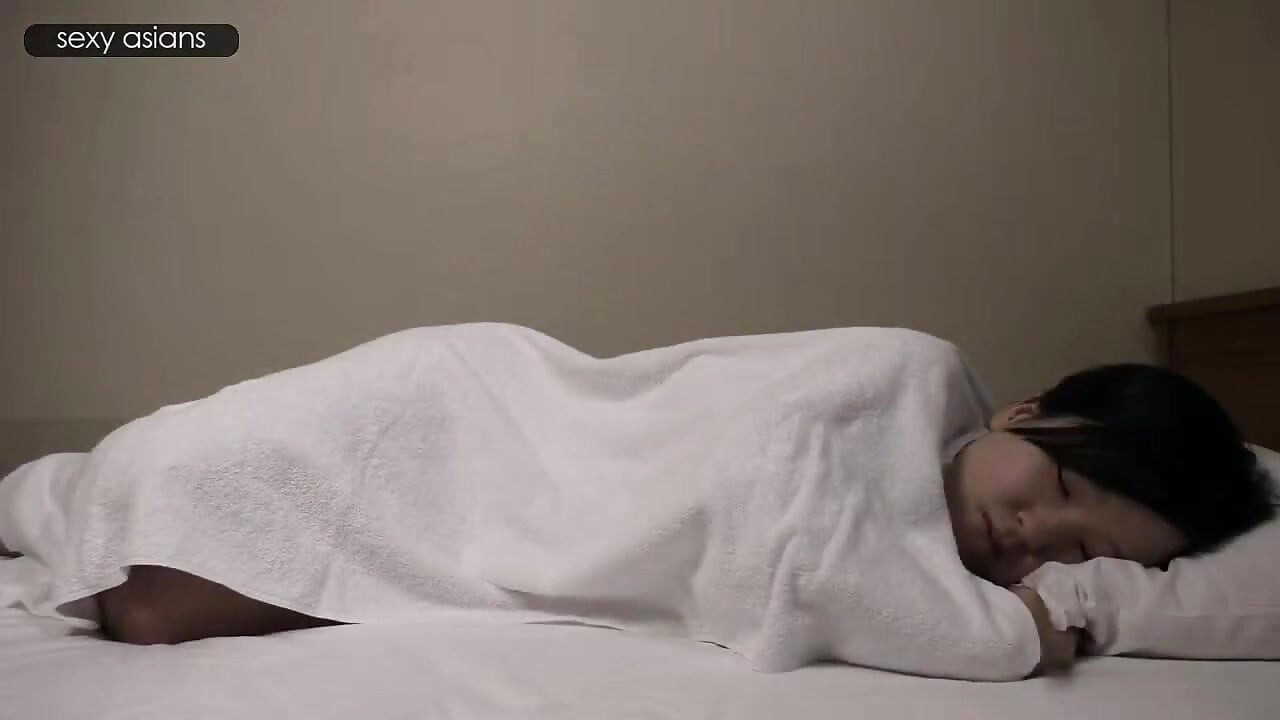 ללא צנזורה - אתגר הדגדוג האולטימטיבי של רומי, התגובות הכי חמודות שלה במפגש פרטי בלתי נשכח