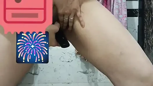 Priya si kakak ipar india lagi pamer tubuh aduhainya