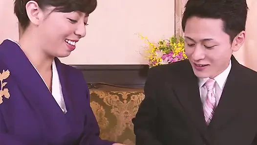 Asiatische mädchen mit hintern, 4_big und vollbusige japanische mieze liebt es, sperma in ihr zu haben