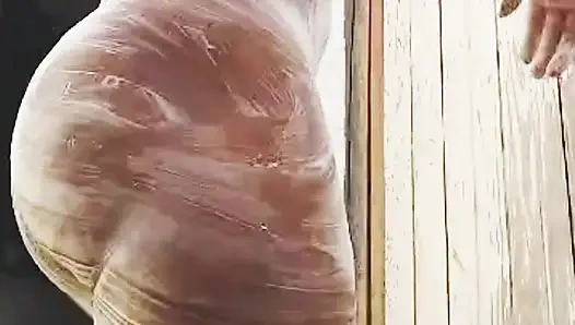 Купание на улице, публичная баня