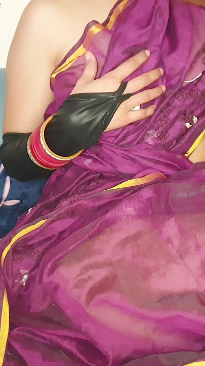 Footjob,handjob and Reverse Cowgirl Ride From My Horny Indian Neighbour.