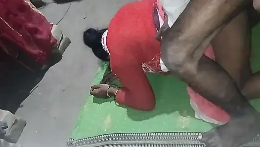 Desi Village Bhabhi Ko Doggy Style Mein Jamkar Choda – Tight Chut Faad Di Hindi Audio