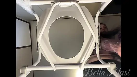 Bella Blast'ın derlediği tuvalet osuruk derlemesi 2