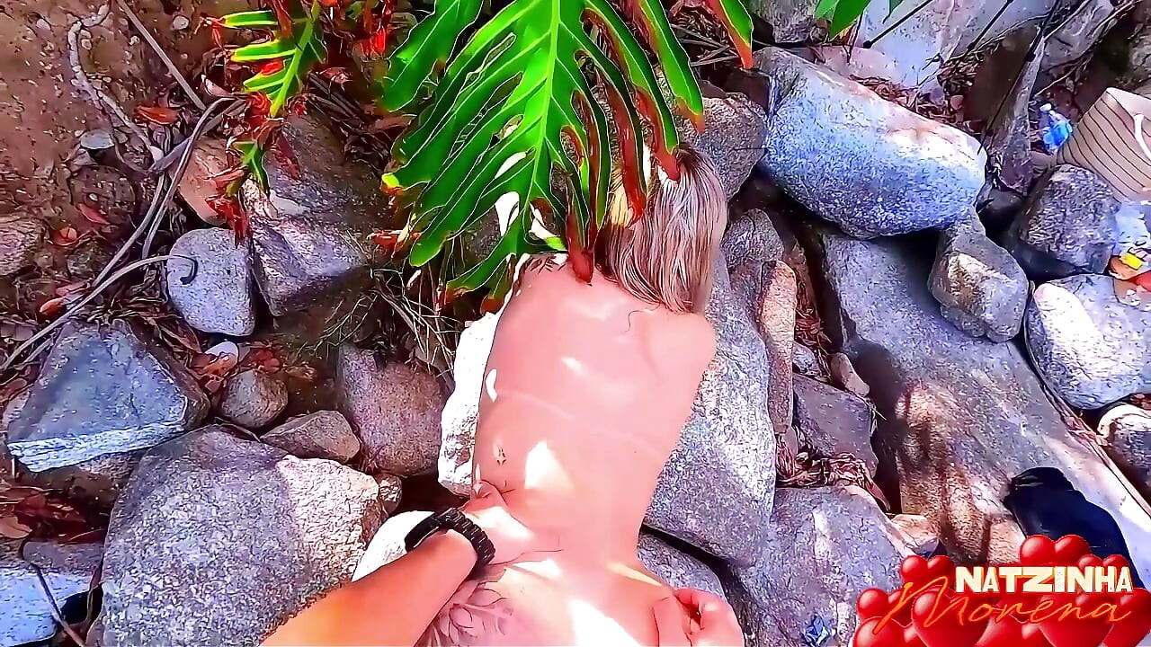 Beach Fantasy - Blondine og brunette (pov)