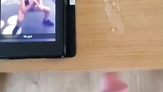 bella thorne 5