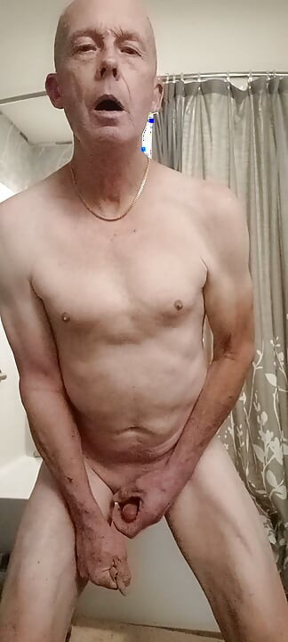 Allen Is Very Verbal About His Tiny Dick And His Fantasy  about Getting Fucked
