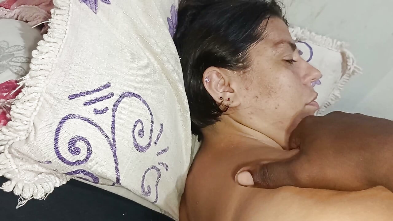 Cô gái hư hỏng đã quan hệ hậu môn với bạn trai