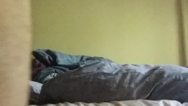 I need a cock in my ass!