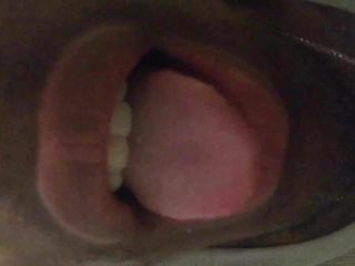 Sexig tounge retas del 2