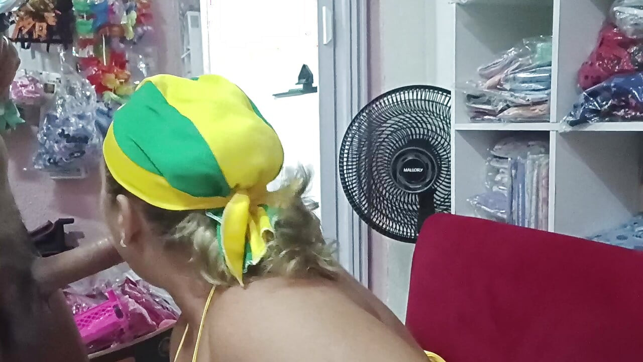 여친과 섹스하는 브라질 소녀