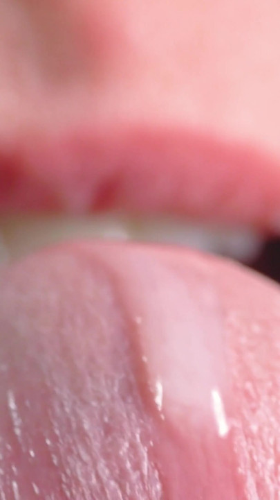 Epic moment from "He just loves to jerk off in my mouth"