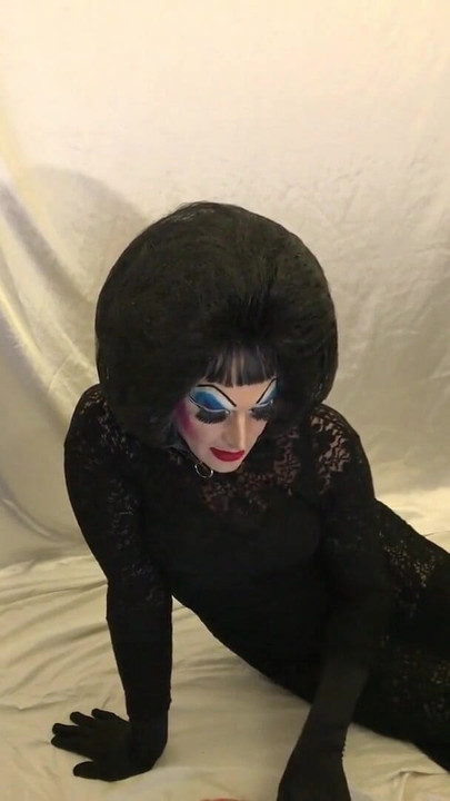 Drag Queen Slut starting webcam with a Master! | Clip 2
