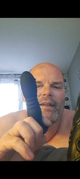 Snø, rund med den andre i horas rumpe
