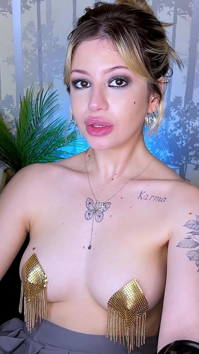 Gorgeous Blonde Smoking 100s Like a Pro- Open Mouth Smoke and a Smile That Will Make You Fall in Love