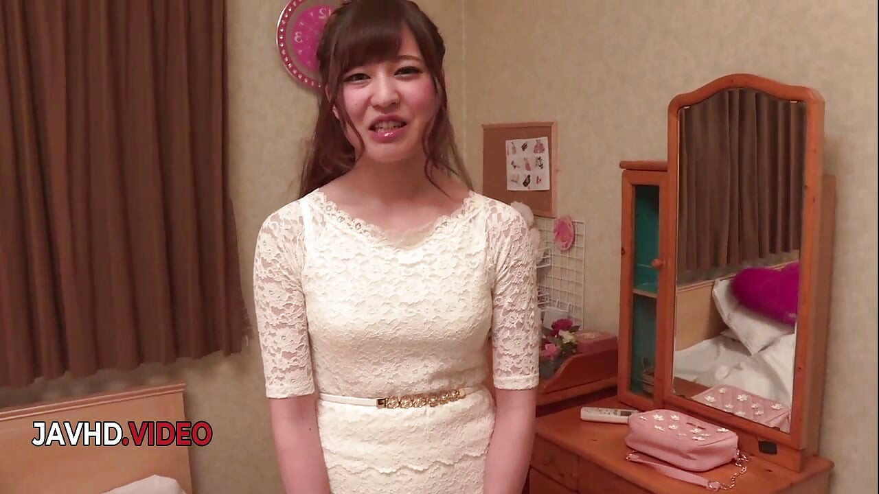 诱人的亚洲素人Mai Ogino吹箫口交哇