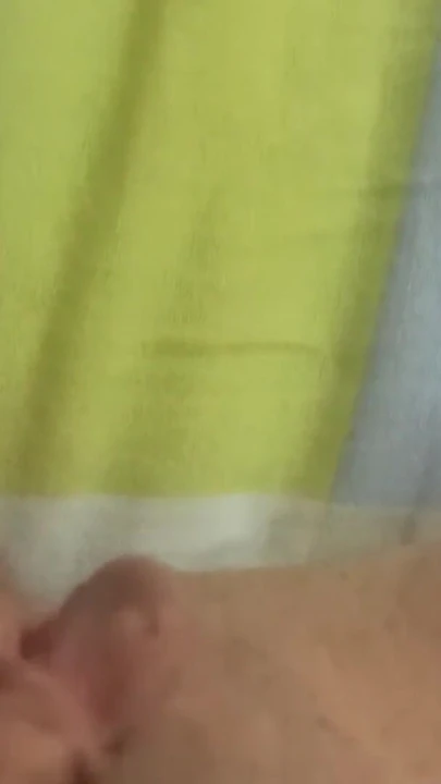 In the morning before work, I decided to pamper my pussy with fingers | Clip 2