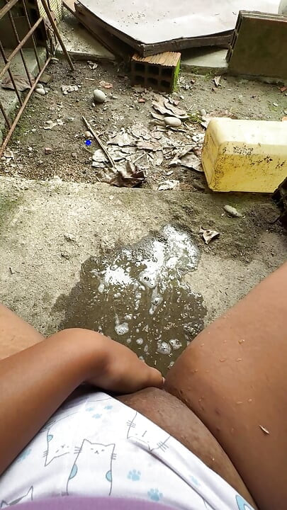 The farm workers like to watch me masturbate