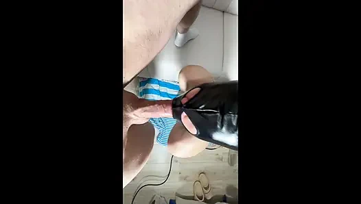 Amateur Blowjob + Huge Facial Cumshot – Cum Dripping Everywhere!