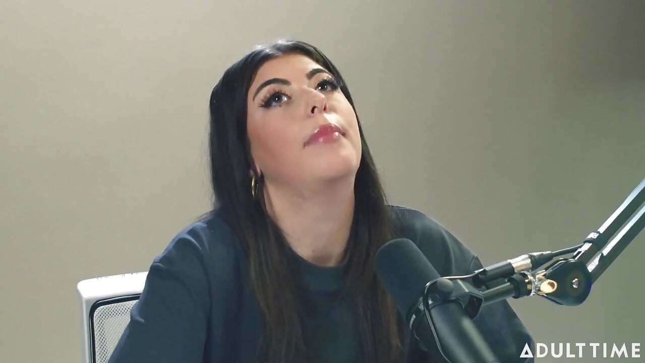 Ser una dominatrix profesional no es lo que ella esperaba!  el podcast de tiempo para adultos