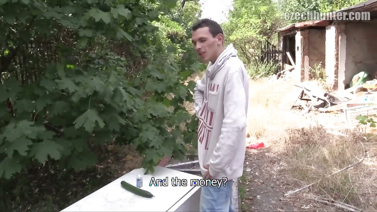 Czech Hunter Offers Broke Bartender 'ca'sh for an Outdoor Blowjob