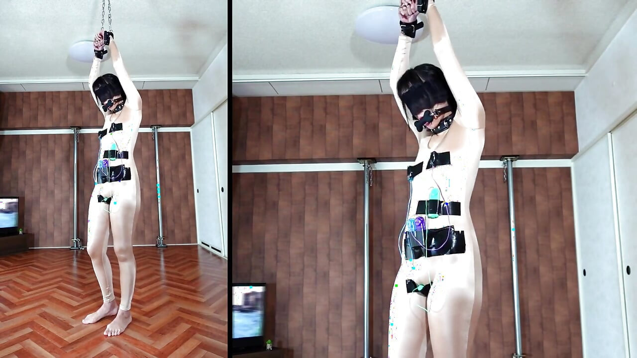 不穿內褲不穿胸罩的三點快感刺激