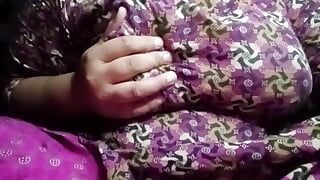 India mamá, grandes tetas y culo grande, video caliente