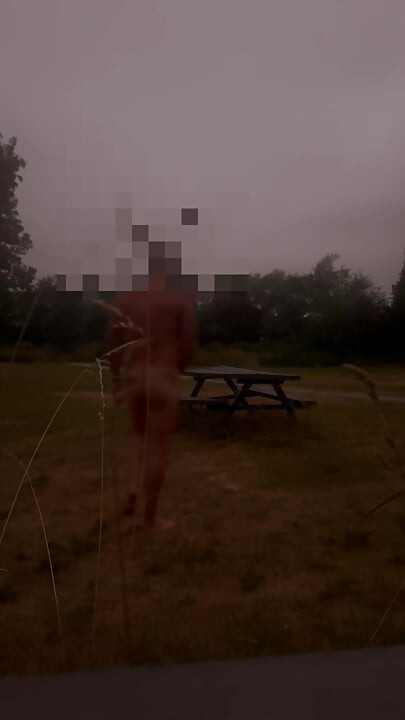 Standing naked in park on benches wanking and twerkin