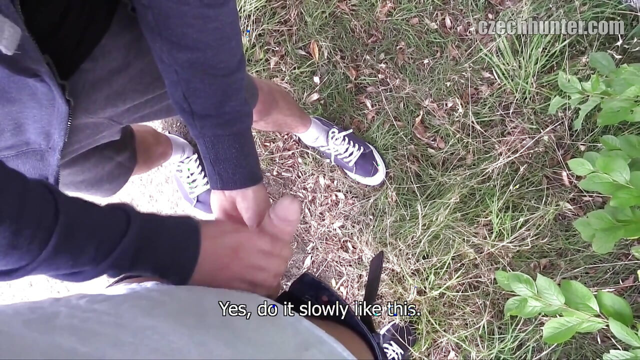 Amateur Student Deepthroats Cock
