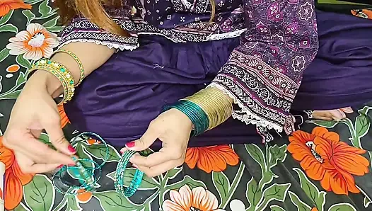 Desi Indian STEP-SISTER-Clear Hindi Audio Moaning