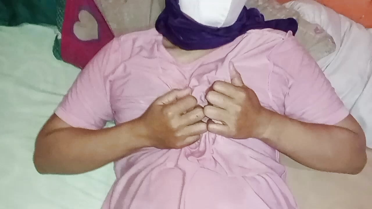 I need help, please. I masturbate until I squirt.