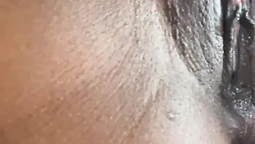 Cumin with this bitch pussy