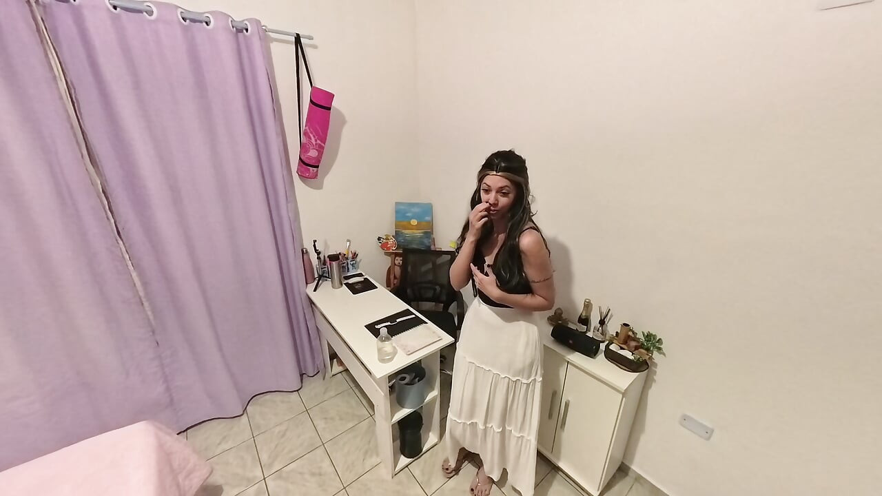 Follando a mi madrastra estilo perrito en su habitación. En primer plano