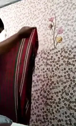 Desi dudali bathing