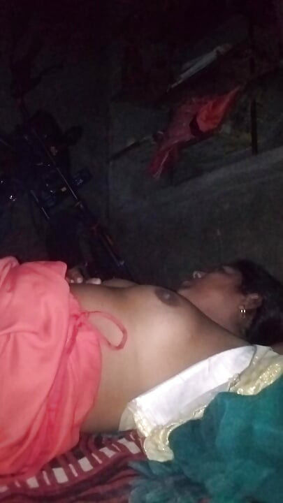 Indisk fru knullar för gravid av mannen