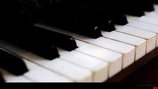 Темноволосая богиня сосет большой хуй и получает глубокий длинный трах