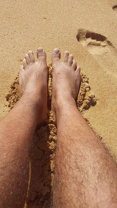 Ladysilva my sexy feet on the beach