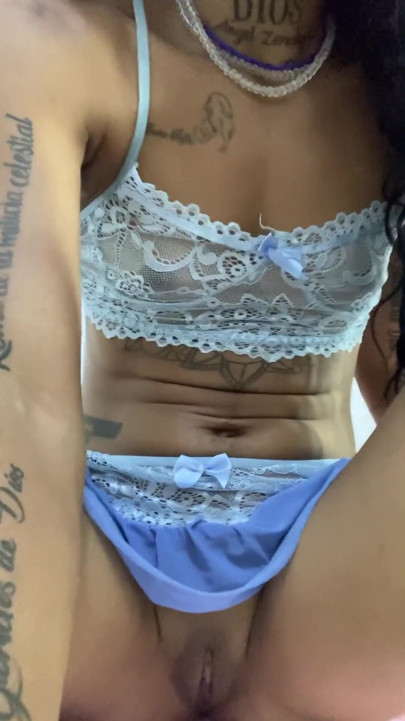 HOT  HOT AND PLAYFUL DOMINICAN | Clip 1