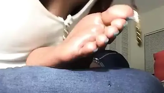 Self toe sucking