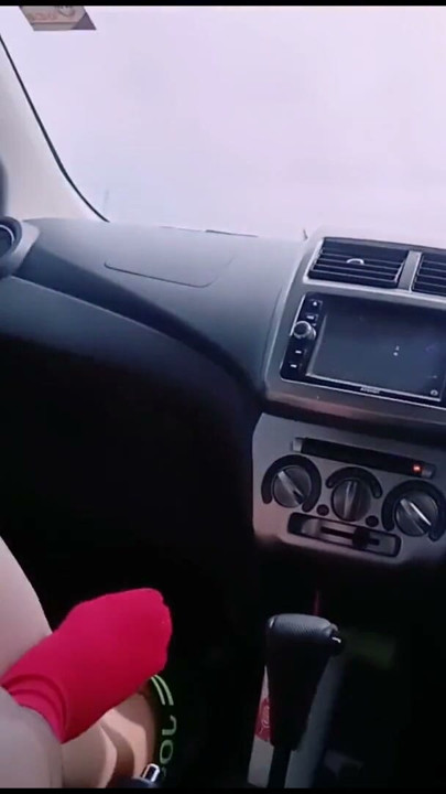 PINAY PUBLIC CAR SEX | Clip 1