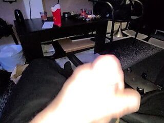 Shawnl420 having a sexual afternoon masturbating and shooting cum everywhere