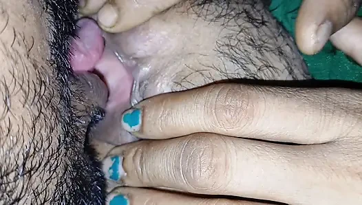 Bhabhi ki choot ko chata aj