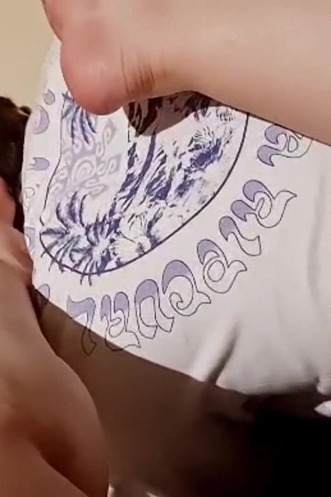 Geef me je geld, mijn teef-slaaf cuckold