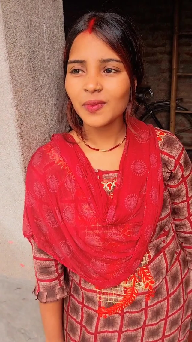 Pooja Bhabhi Called Him to Her Home and Got Him Fucked