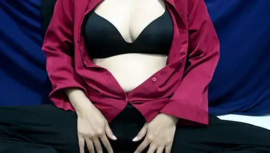 Seks hijab masturbasi dengan dildo
