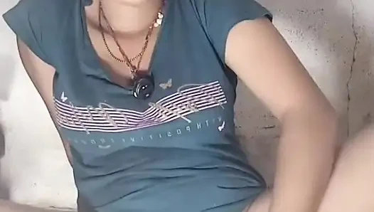 Desi girl in burr 3 fingers of lentil burr water came out Hindi audio masturbation