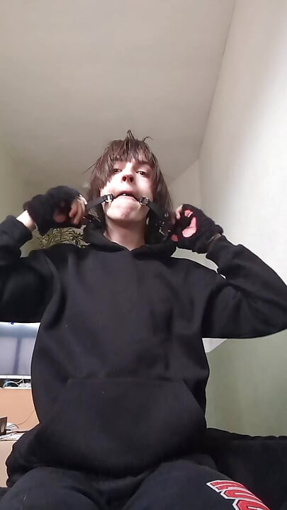 gasmask breathplay with diffrent gags