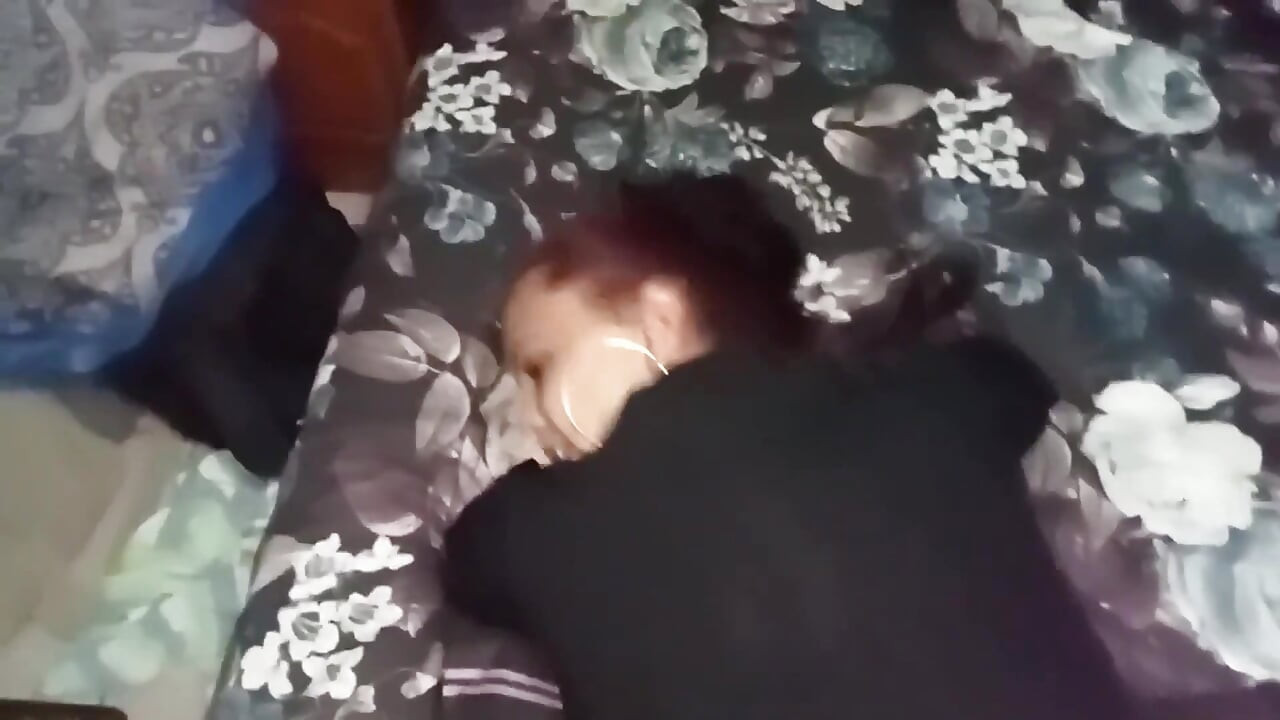 Single Desperate Stepmom Fucks Landlord to Pay for Rent