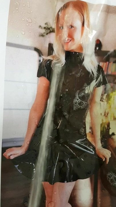 Porno Queen vollgepisst